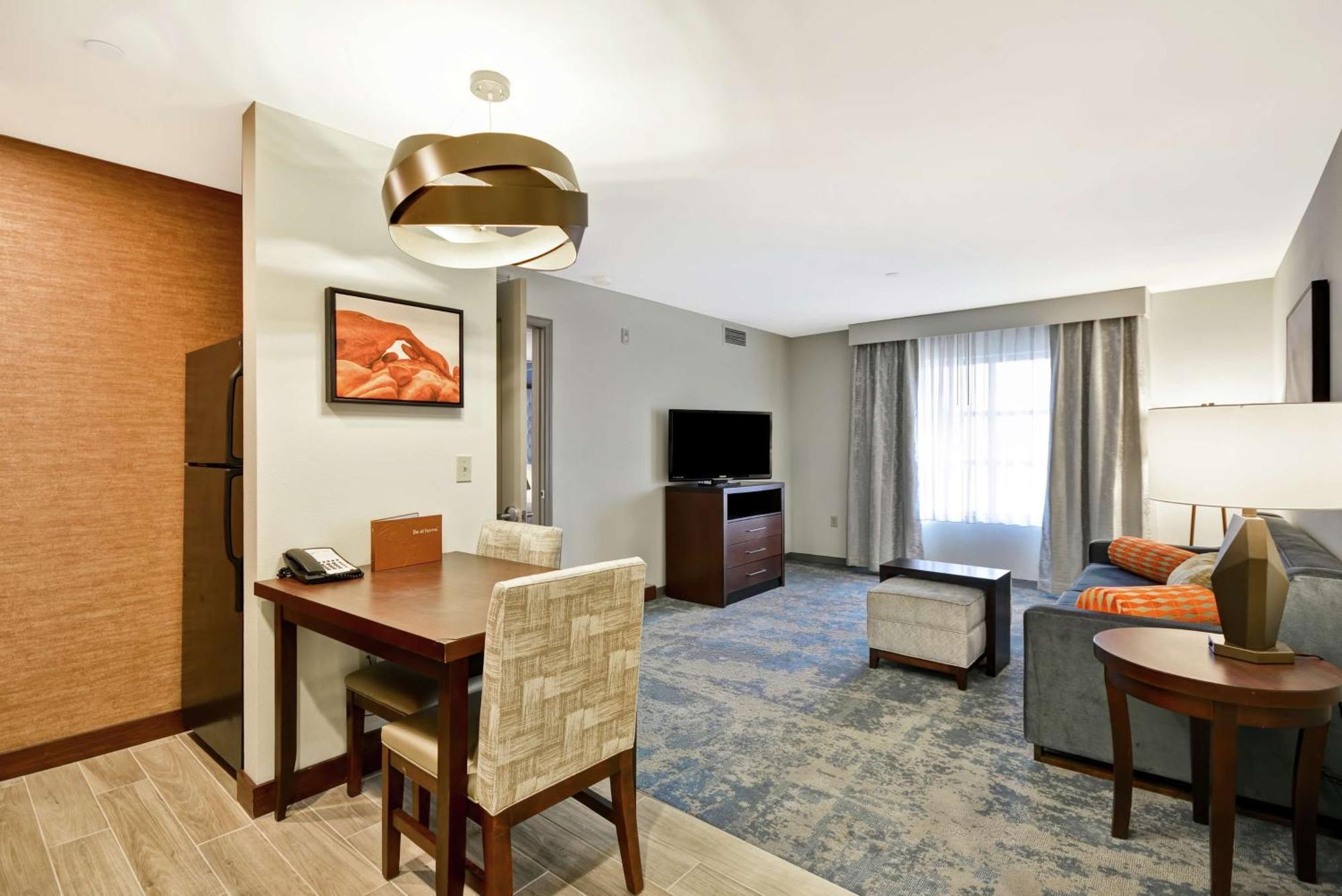 โฮมวู้ด สวีท บาย ฮิลตัน ปาล์ม ดีเซิร์ต Hotel อเมริกา ภายนอก รูปภาพ