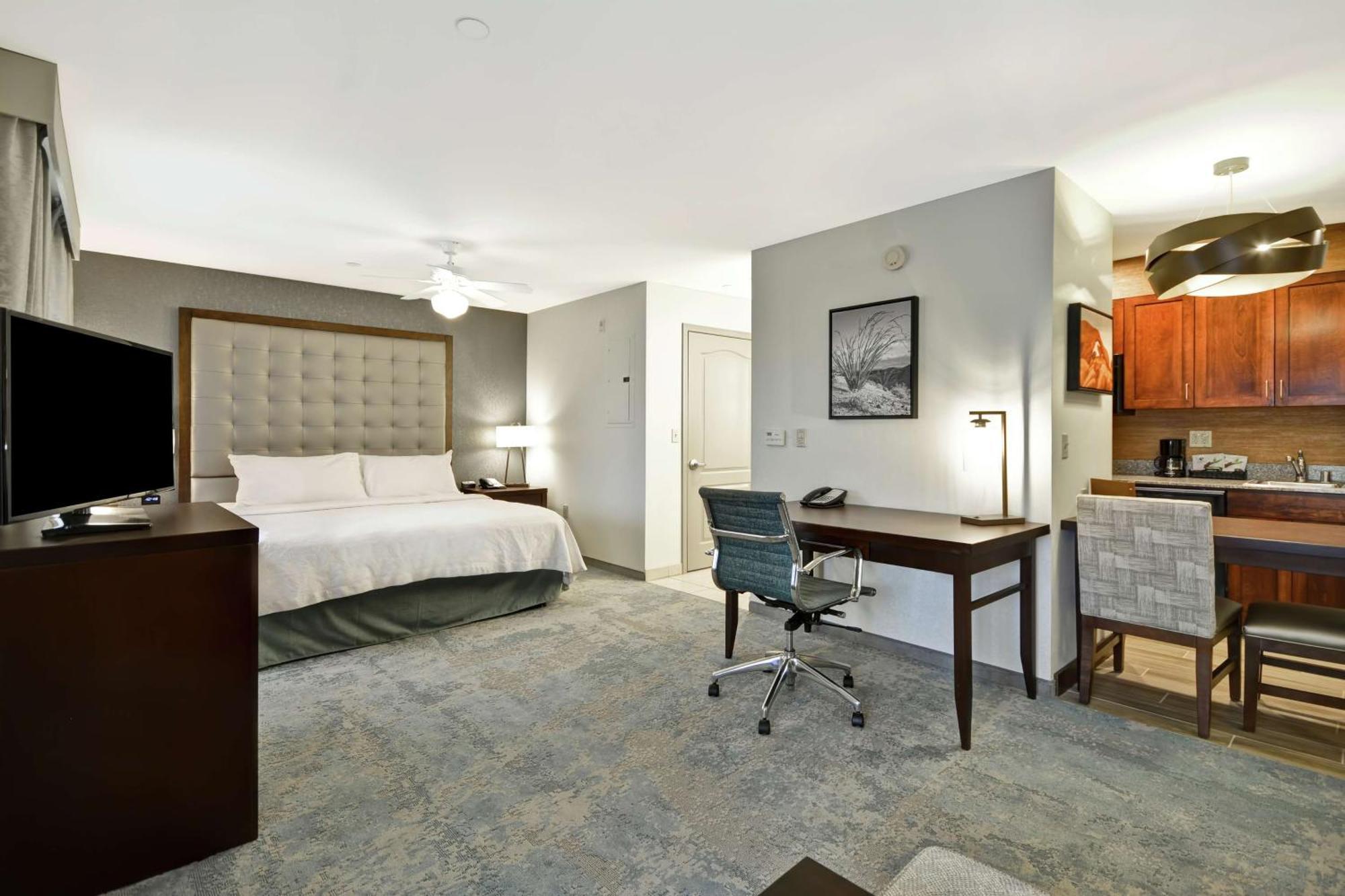 โฮมวู้ด สวีท บาย ฮิลตัน ปาล์ม ดีเซิร์ต Hotel อเมริกา ภายนอก รูปภาพ
