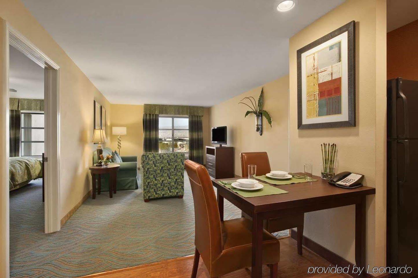 โฮมวู้ด สวีท บาย ฮิลตัน ปาล์ม ดีเซิร์ต Hotel อเมริกา ภายนอก รูปภาพ
